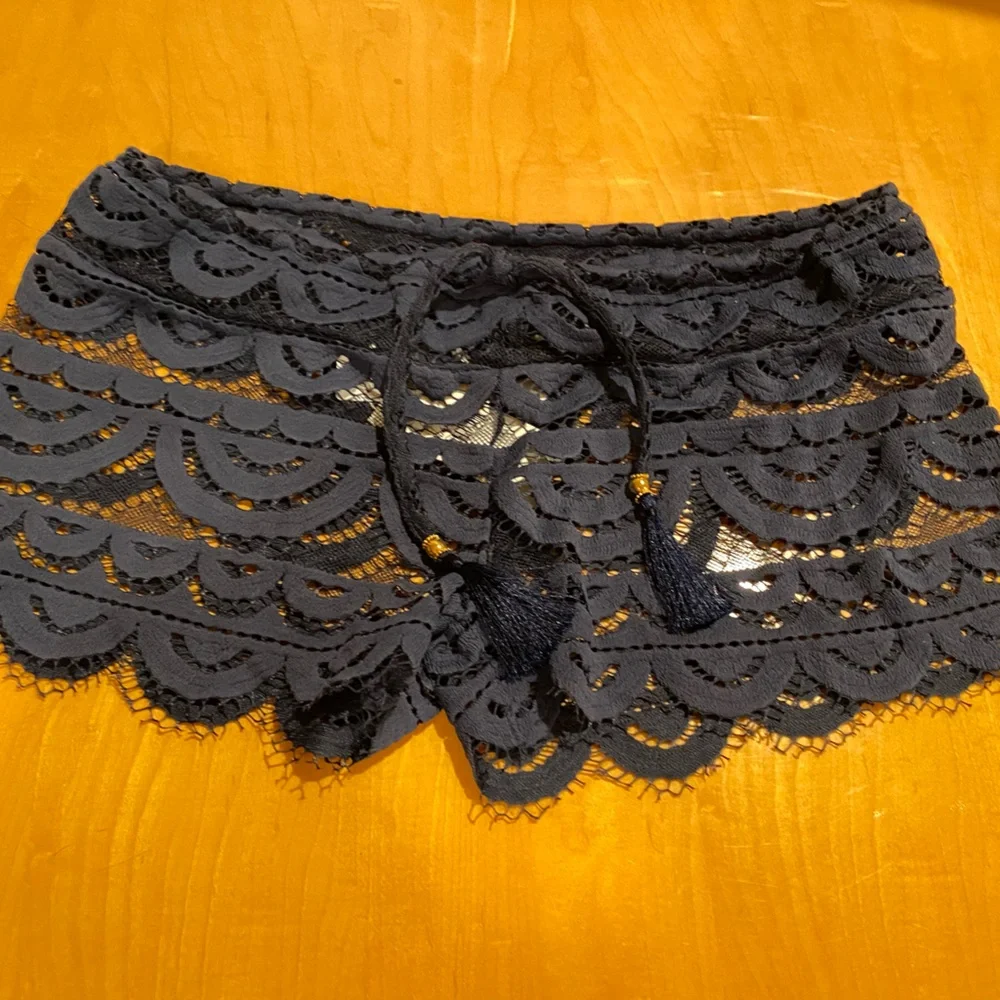 Lace Scallop Trim Women's Sleep Shorts - Navy